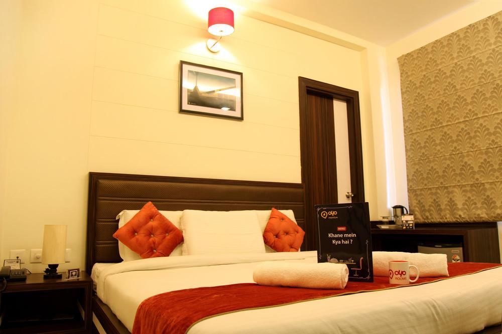 Collection O 45990 Premiere Villa Kakarmatha Экстерьер фото
